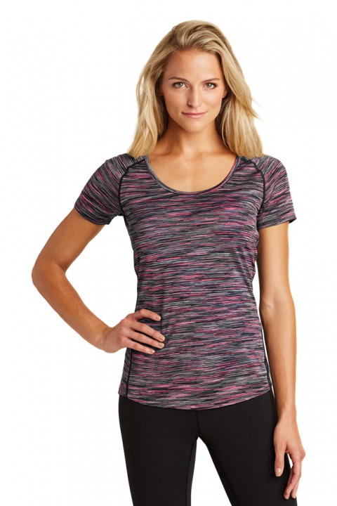 LOE326_fiercecoralspacedye_model_front_122017